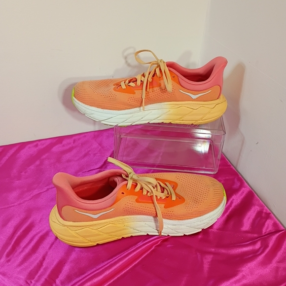 Hoka One One Arahi 7 Womens Size 9B Orange Pink Athletic Running Shoes Sneakers. - Picture 3 of 9